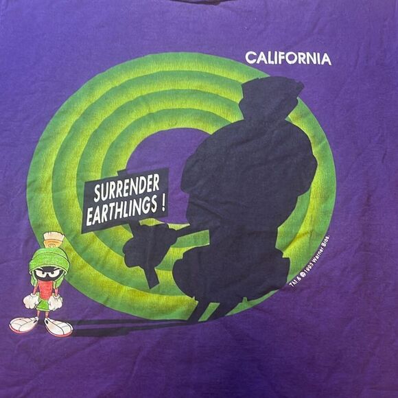 Vintage Marvin the Martian Shirt Large Surrender Earthlings! Purple California 1 - Picture 4 of 6